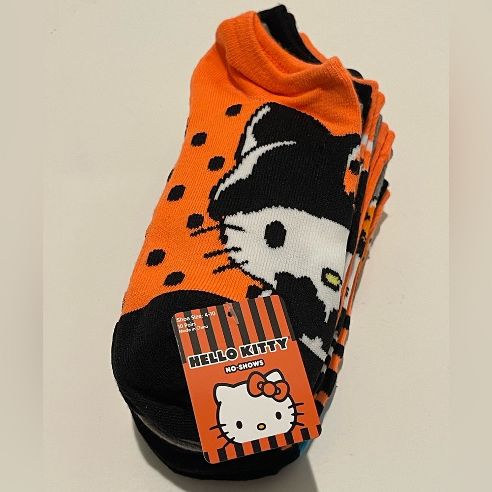 Halloween Hello Kitty socks, pack of 10 pairs🎃🧡